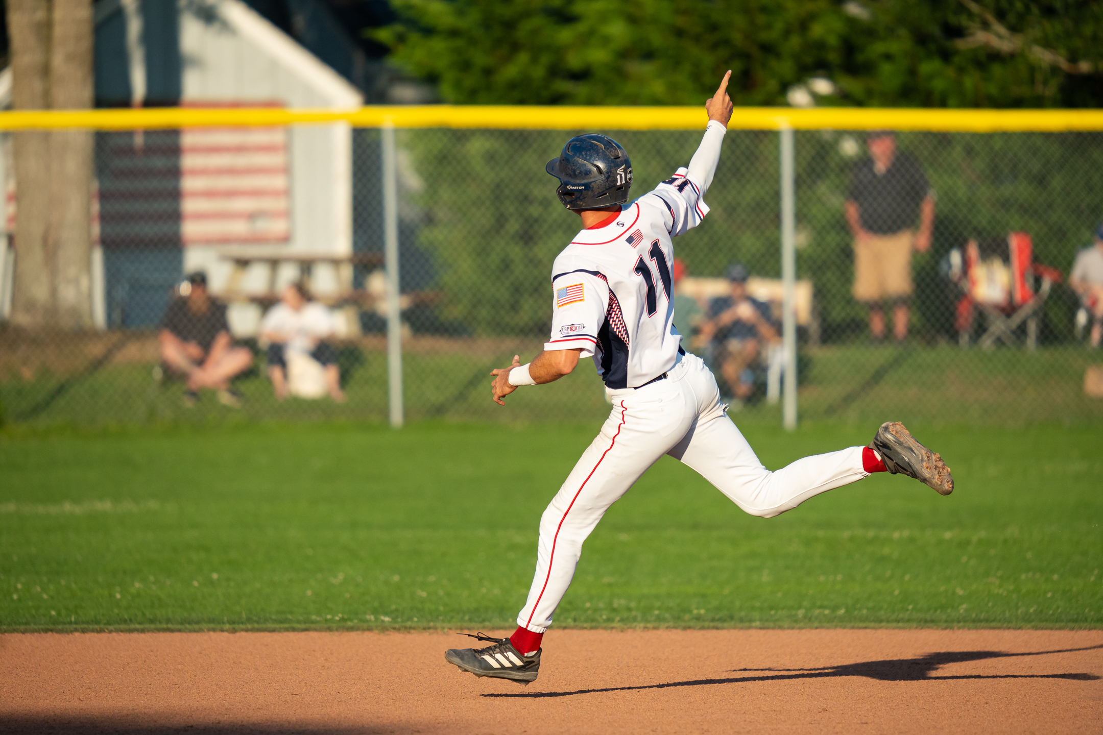 Y-D Pulls Out Gutsy Win to Advance to Eastern Division Finals - YARMOUTH